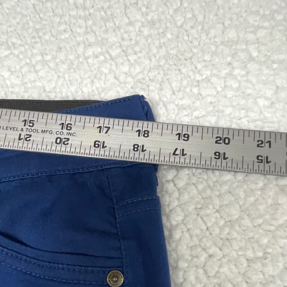 NWT Woman’s Liz Claiborne, Size 14 Blue, Pants - Picture 10 of 10